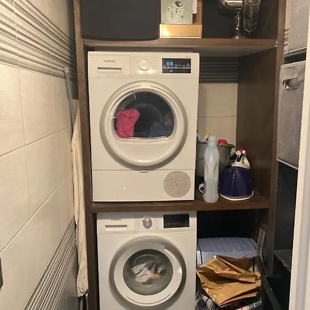 Zola Privatunterkunft